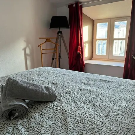 ღ Pertuis - Au Coeur De Saintes, Spacieux & Cosy Saintes