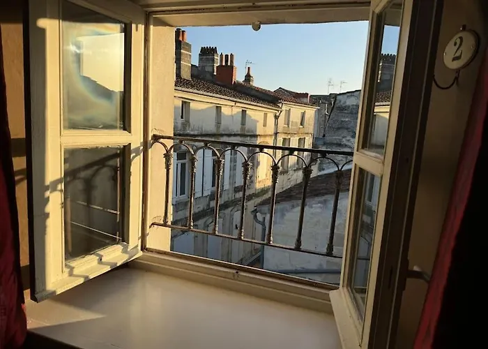 Ღ Pertuis - Au Coeur De Saintes, Spacieux & Cosy * Saintes