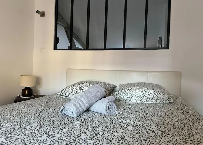 Ღ Pertuis - Au Coeur De Saintes, Spacieux & Cosy