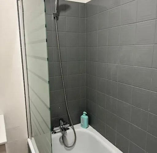 Διαμέρισμα Ღ Pertuis - Au Coeur De Saintes, Spacieux & Cosy *